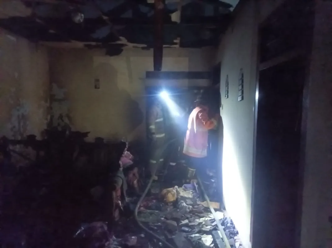 Rumah di Polowijen Kota Malang Ludes Terbakar, Diduga Dipicu HP yang Sedang Dicas