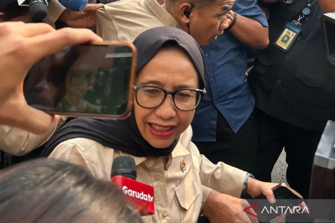 Nanik S Deyang Mundur dari Kepala BGN, Jalani Pengobatan di Luar Negeri