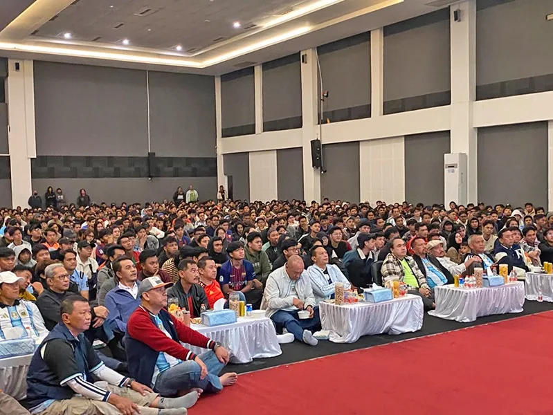 Ribuan Warga Padati MCC Nobar Final Piala Dunia