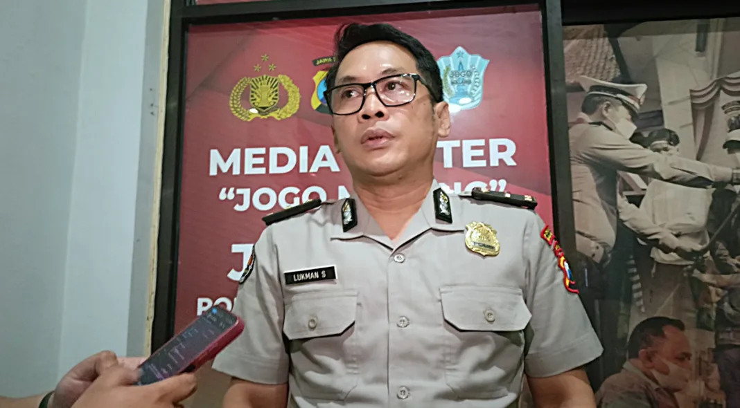 Pakai Modus COD, Penipu Sikat HP iPhone 17 Pro Max Mahasiswa di Malang