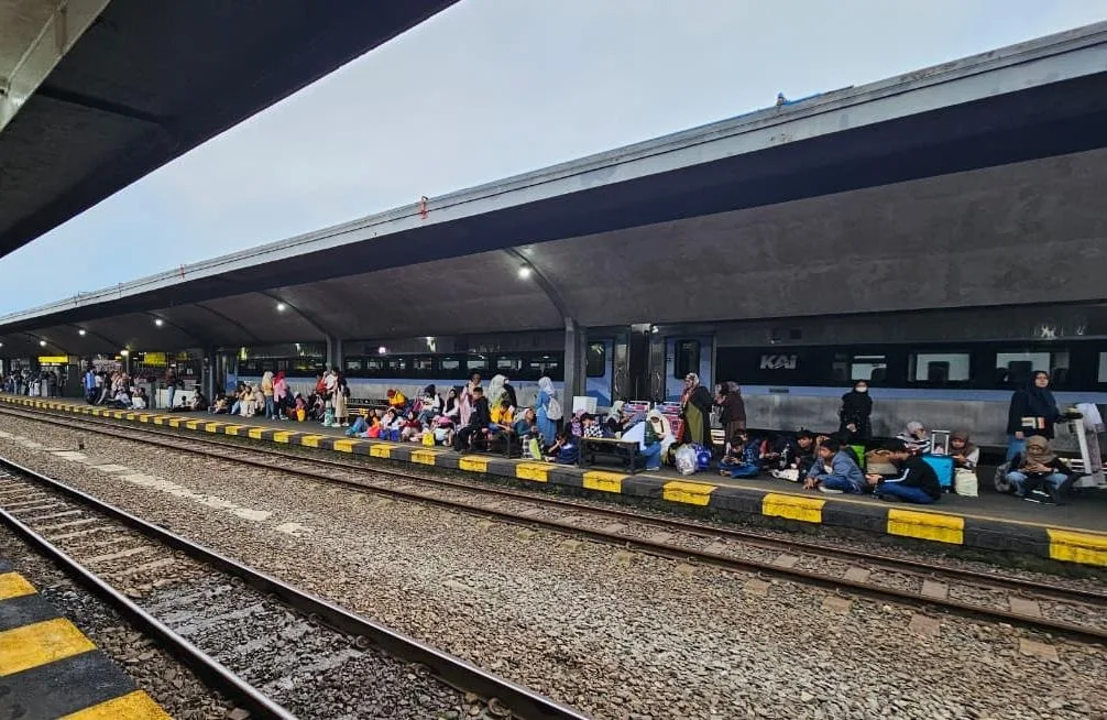  BOARDING LEBIH CEPAT, KA MAKIN DIGEMARI