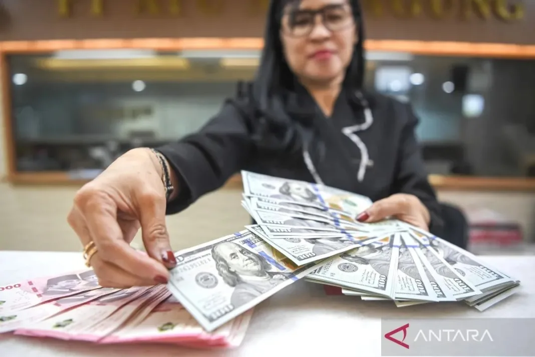 Rupiah Kembali Menguat, Jadi Rp 18.070 per Dolar AS