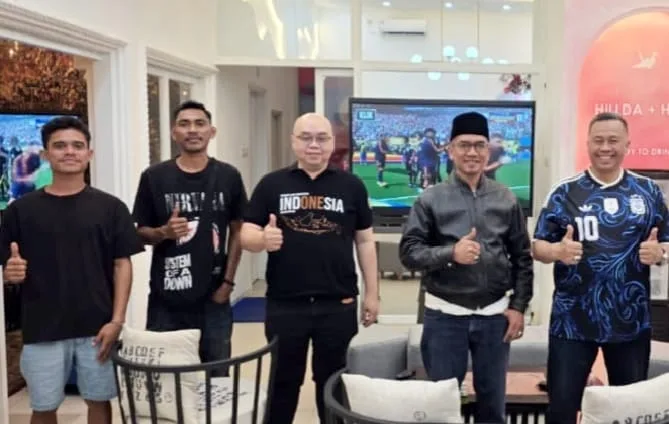 Seru, Nobar Final Piala Dunia di Hillda + Hana Cafe